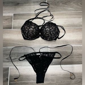 Victoria’s Secret Bombshell Tassel Set